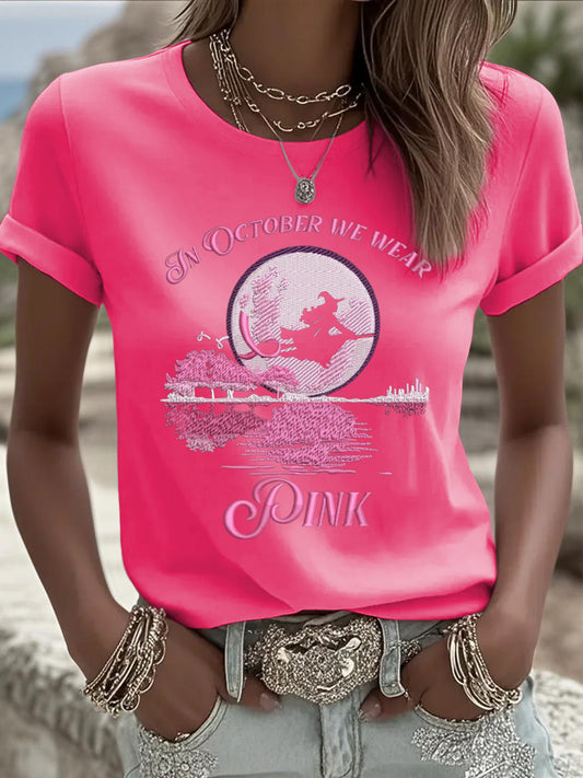 Nieformalna krótka koszulka z różowym nadrukiem