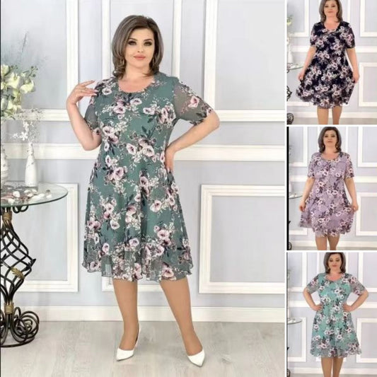 Elegancka sukienka z nadrukiem kwiatowym