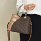 👜 Elegancka torebka damska w stylu retro