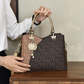 👜 Elegancka torebka damska w stylu retro