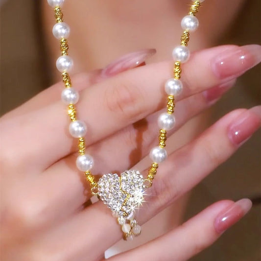 Magnetyczny naszyjnik z perłą w kształcie serca