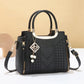 👜50% ΕΚΠΤΩΣΗ! ✨ Γυναικεία τσάντα τύπου satchel με ραφές σε σχήμα V – Χρυσά μεταλλικά στοιχεία, πολλαπλά διαμερίσματα, χερούλι στην κορυφή 🌸